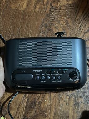 Panasonic Black Compact Portable Clock Radio with Speaker